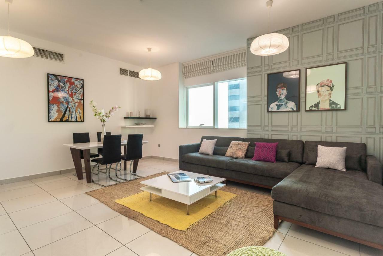 One Perfect - Marina Pinnacle Apartment Dubai